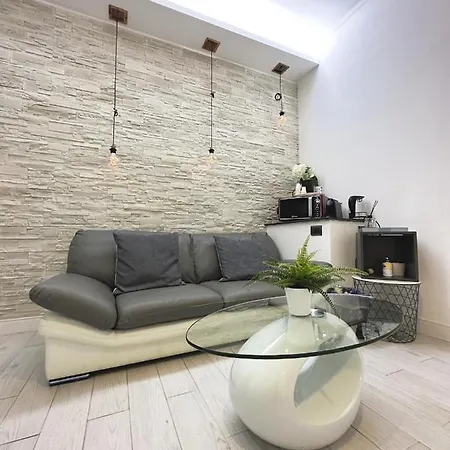 Mancas - Luxury And Verona
