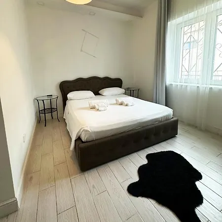 Mancas - Luxury And Guest house *